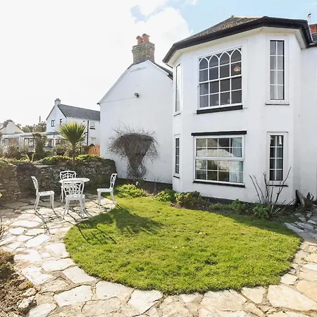 Holiday home Manor House *